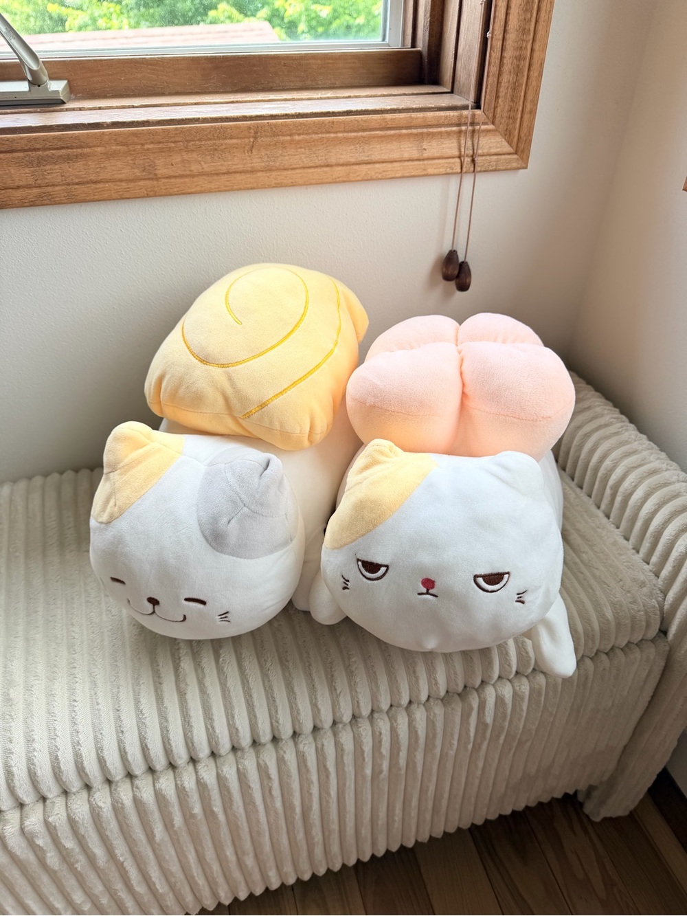 Miniso Cat Plush (2)